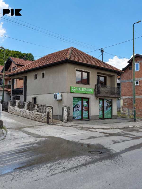 Stambeno - poslovni objekat u Visokom - odlična lokacija!