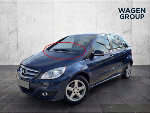 PLASTIKA LAJSNA NA HAUBI MERCEDES W245 b klasa 05-12