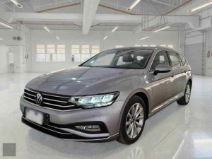 Volkswagen Passat KARAVAN 2.0 TDI DSG u dolasku 2022