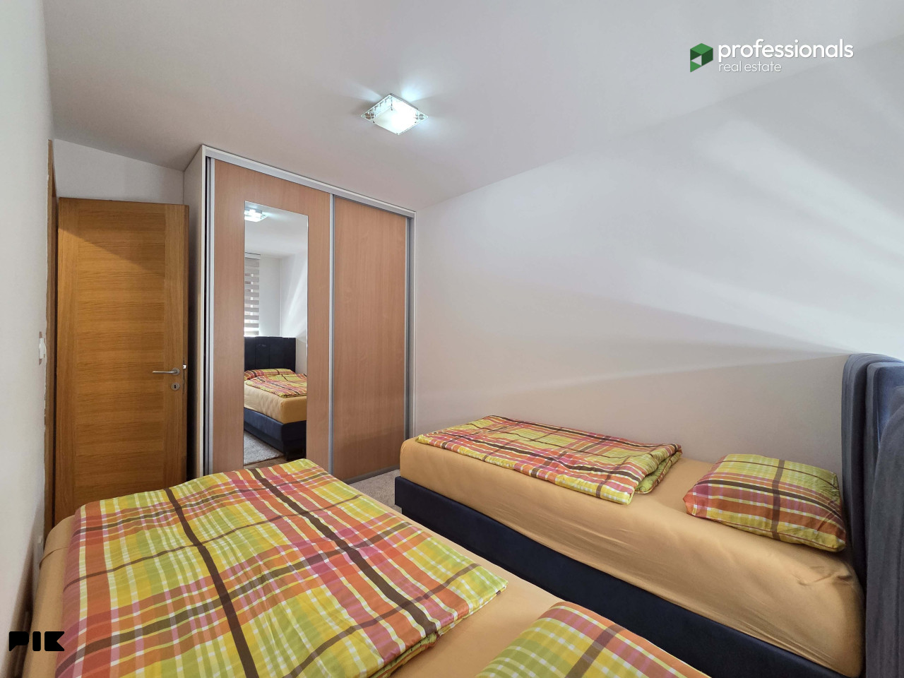 Trosoban stan Lukavica Istočno Sarajevo 77 m2 12