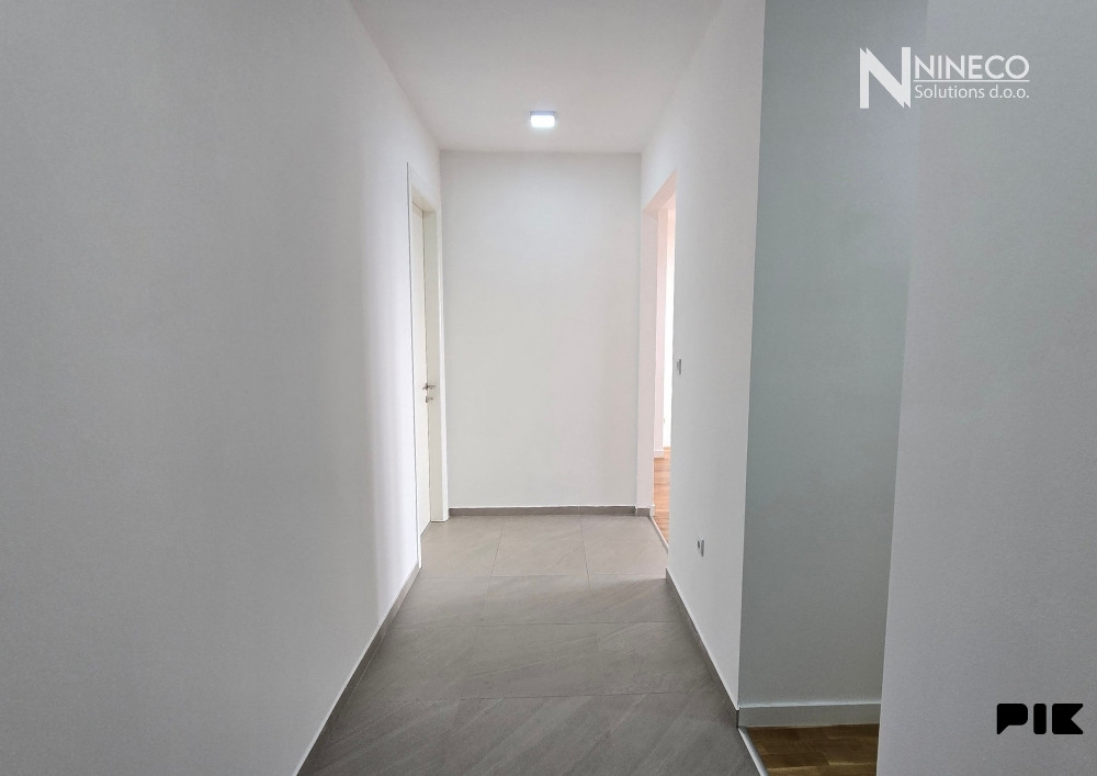 STAN - POSLOVNI PROSTOR - BANJA LUKA - 90 m2 5