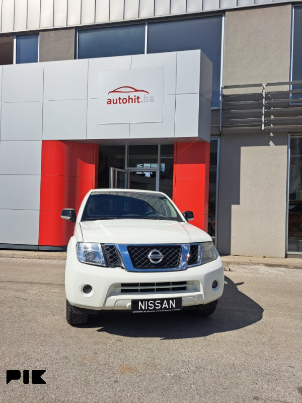 Nissan Pathfinder — fotografija 2