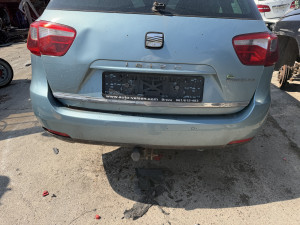Gepek vrata branik stopa lijeva Seat Ibiza 2011 (fotografija 1)