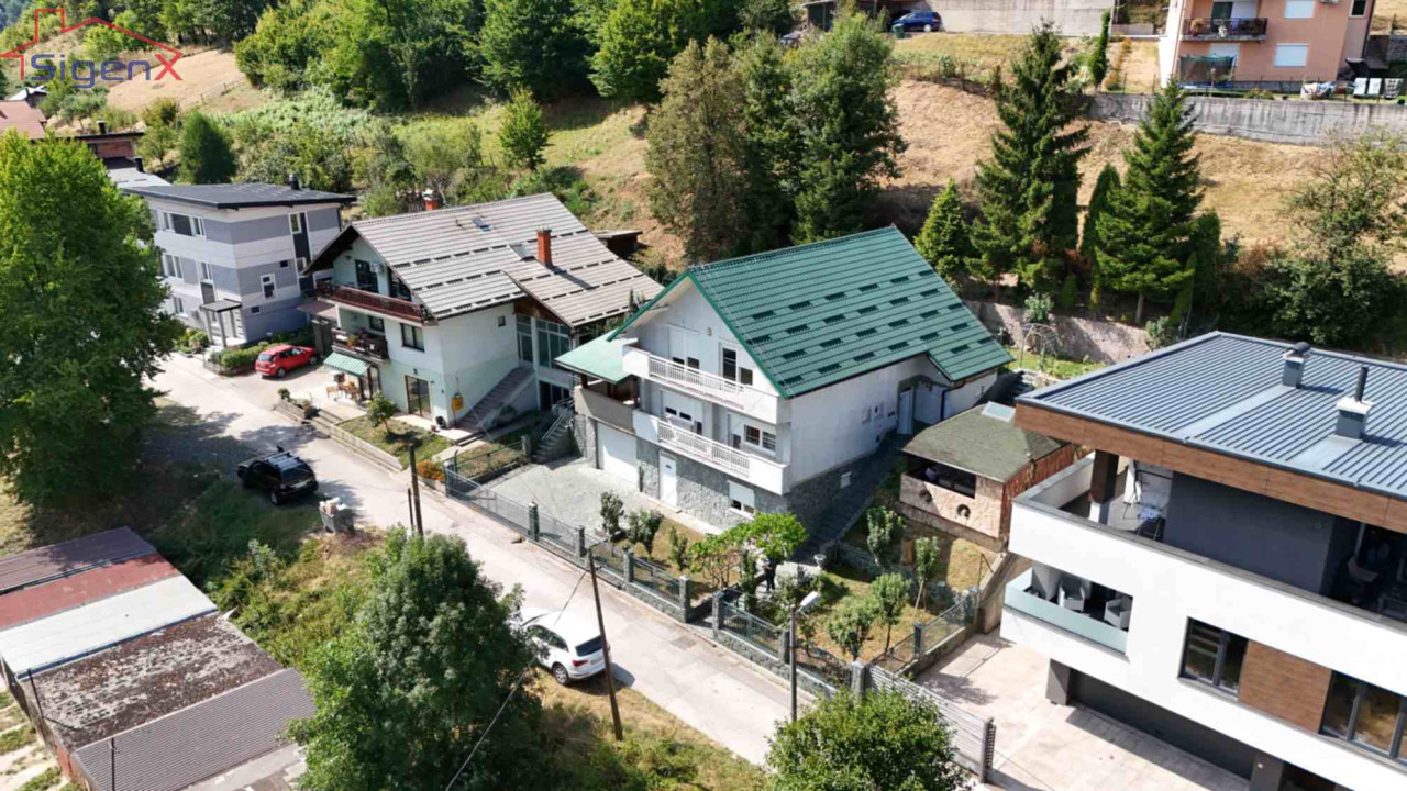 Sigenx prodaje kuću sa dvorištem/Hadžići 4