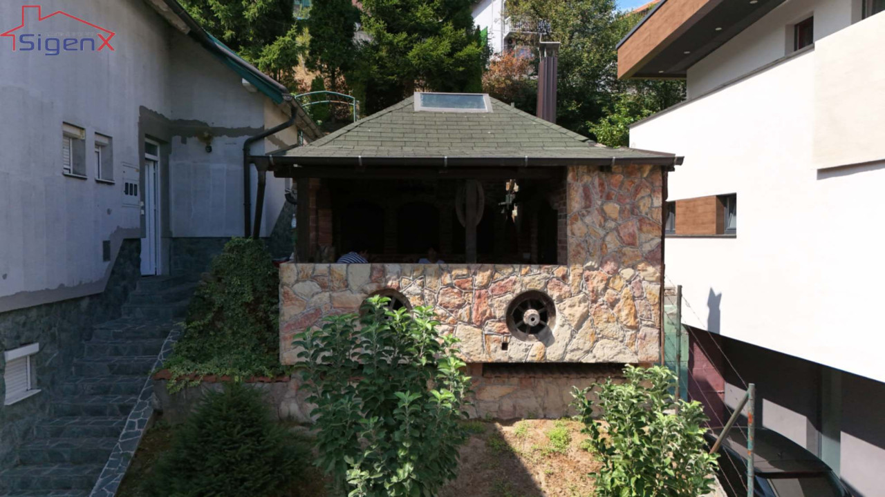 Sigenx prodaje kuću sa dvorištem/Hadžići 6