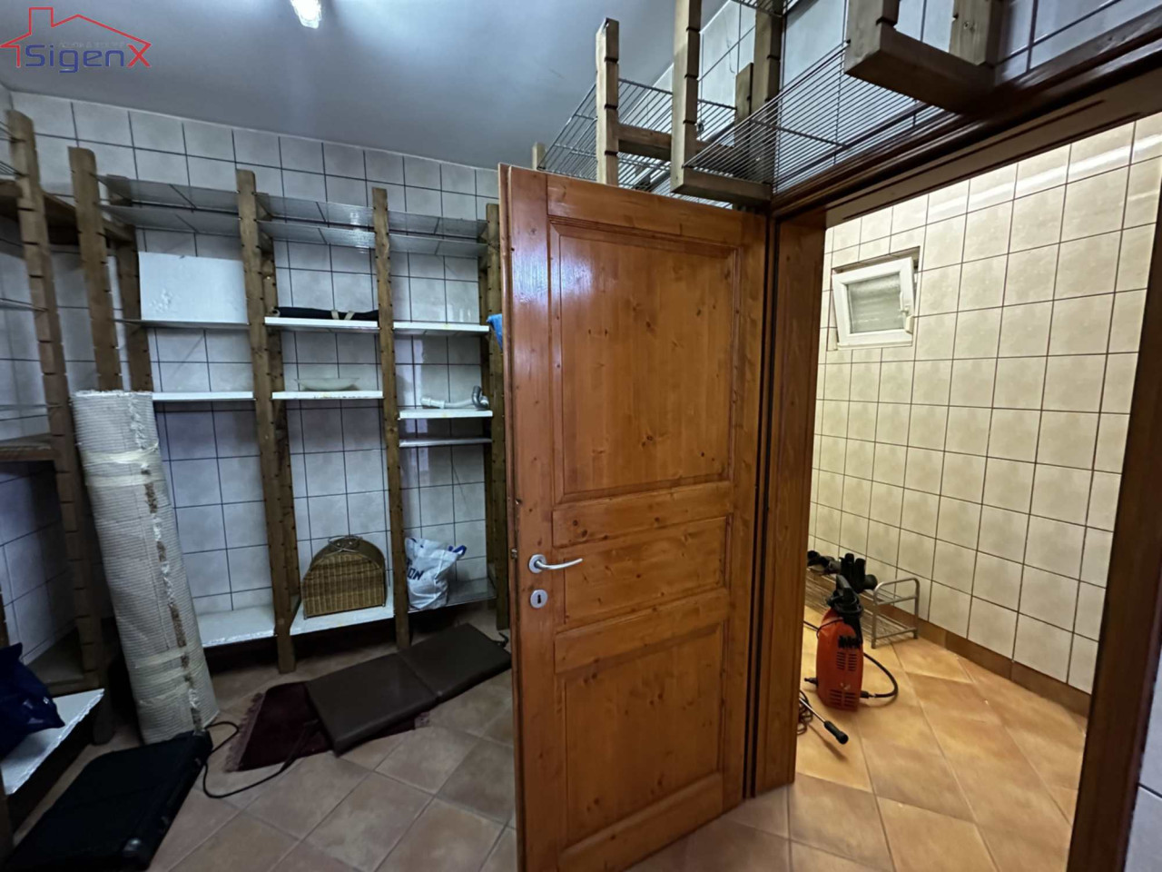 Sigenx prodaje kuću sa dvorištem/Hadžići 22