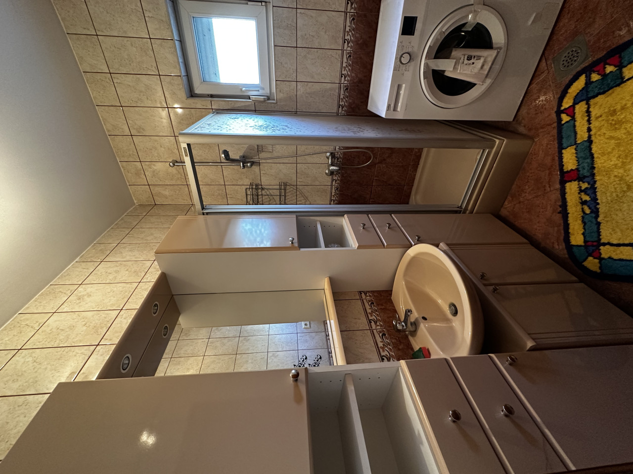 Sigenx prodaje kuću sa dvorištem/Hadžići 32