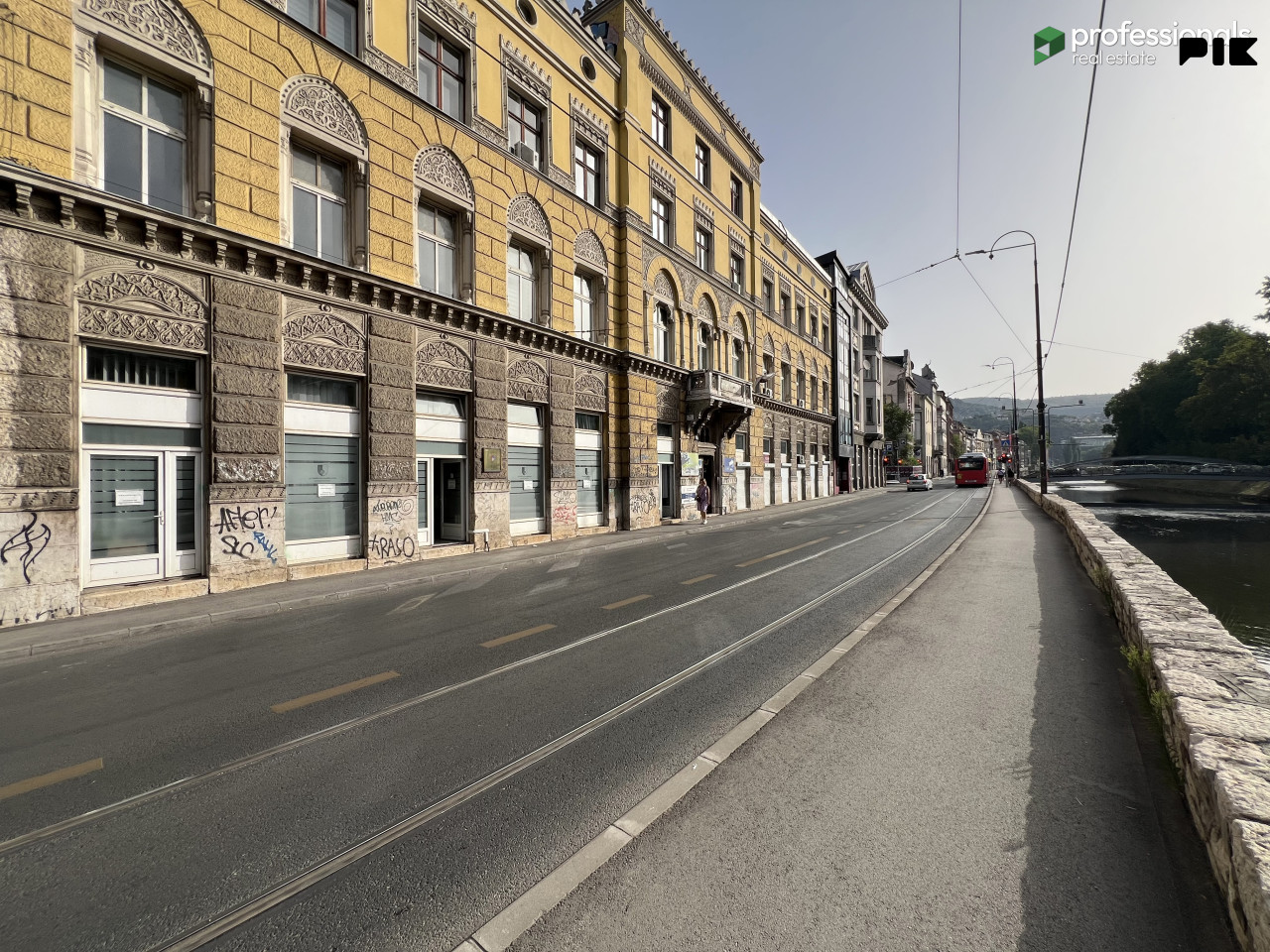 Poslovni prostor Sarajevo - Stari Grad 236 m2 22