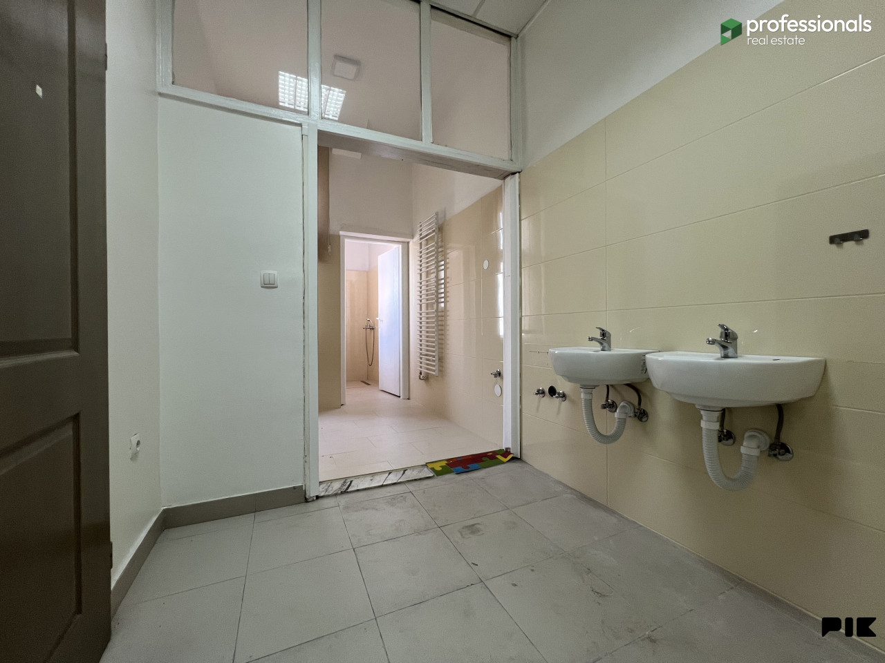 Poslovni prostor Sarajevo - Stari Grad 236 m2 11