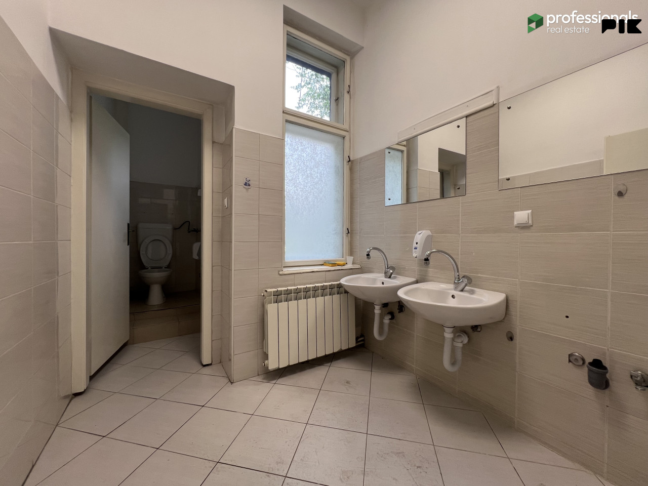 Poslovni prostor Sarajevo - Stari Grad 236 m2 15