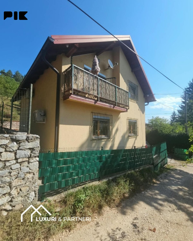 Rakovica-Ilidza - Kuća za odmor 140 m2 + garaža, 902 m2, voćnjak photo 2