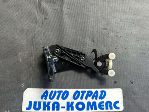 Klizac vodilica desni klizni vrata VW Transporter T5 T6 7E0843398