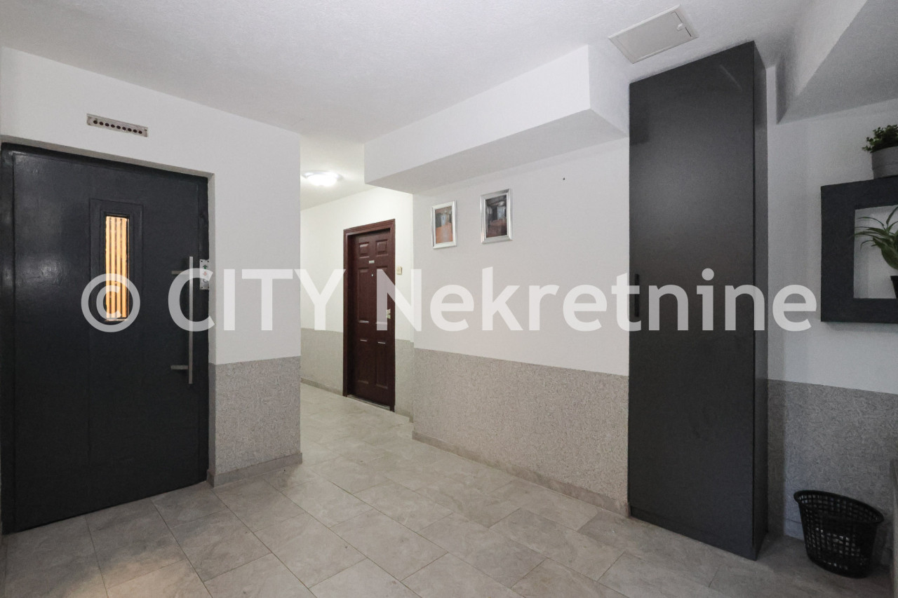 Trosoban stan - Novi grad - Alipašino polje C faza - 59 m2 26
