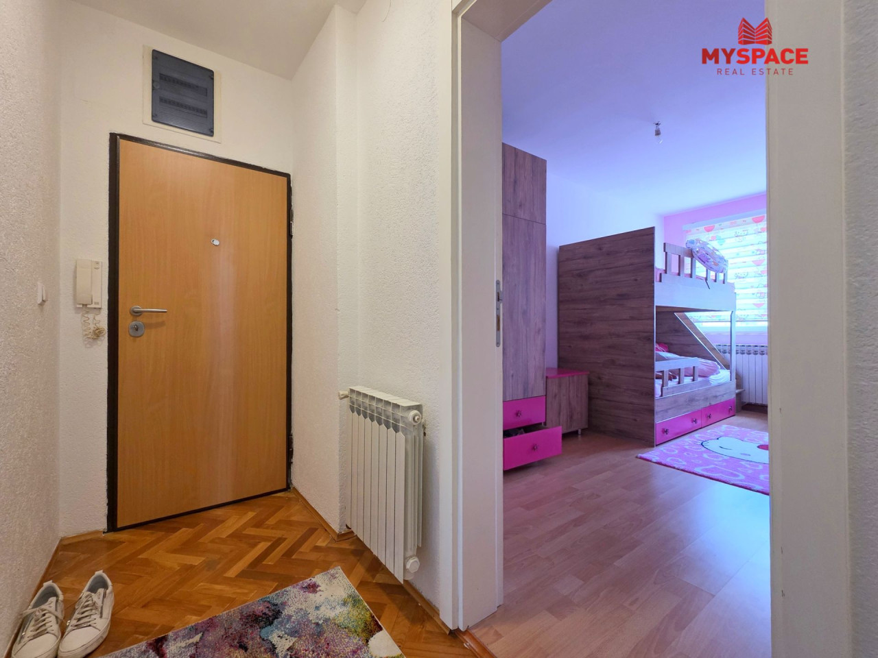 MY SPACE/ Stan/ Dobrinja/ RENOVIRAN/ NAMJESTEN/ 85 m2 18