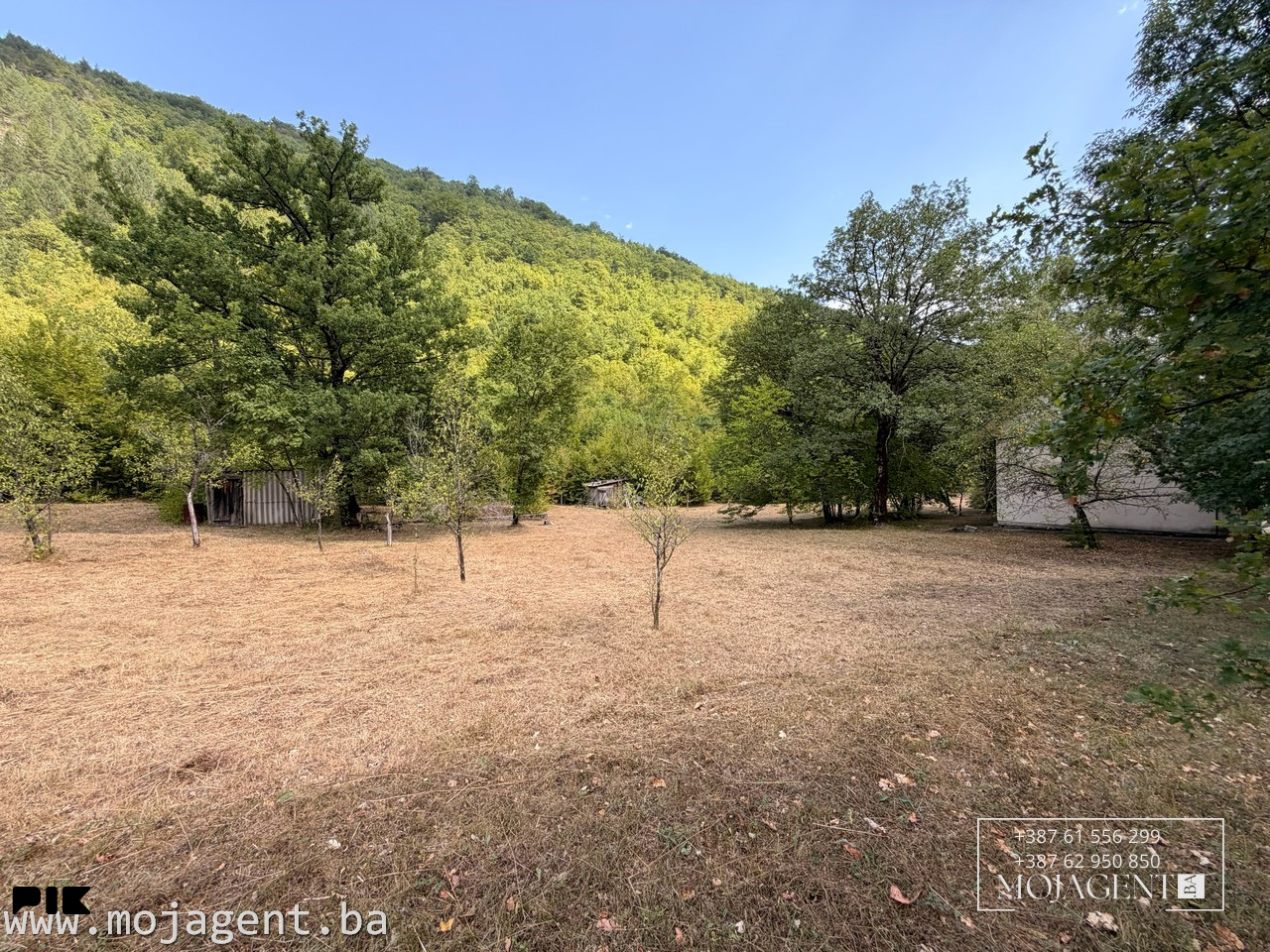 VIKENDICA I ZEMLJIŠTE - BORAČKO JEZERO - 3.010 m2 - mojagent.ba 13