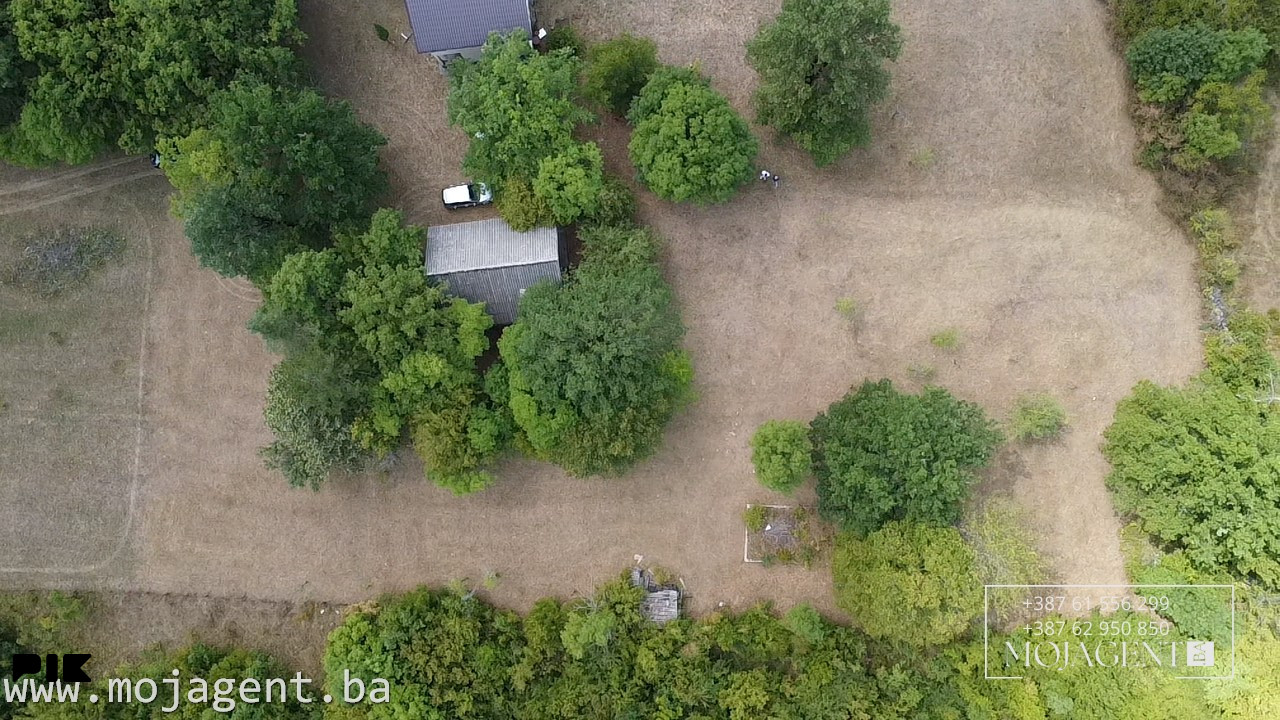 VIKENDICA I ZEMLJIŠTE - BORAČKO JEZERO - 3.010 m2 - mojagent.ba 16