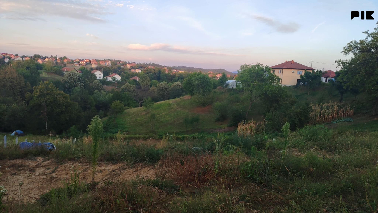 Zemljište Banovići 2,500 m2 3