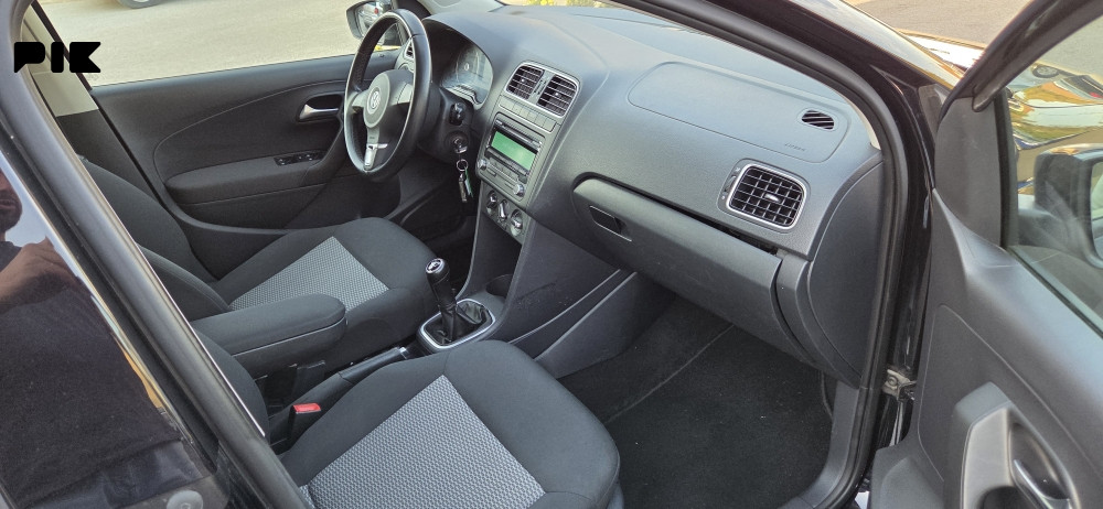 VW Polo crni 2012 godina 1.2 tdi 55kw - slika 4