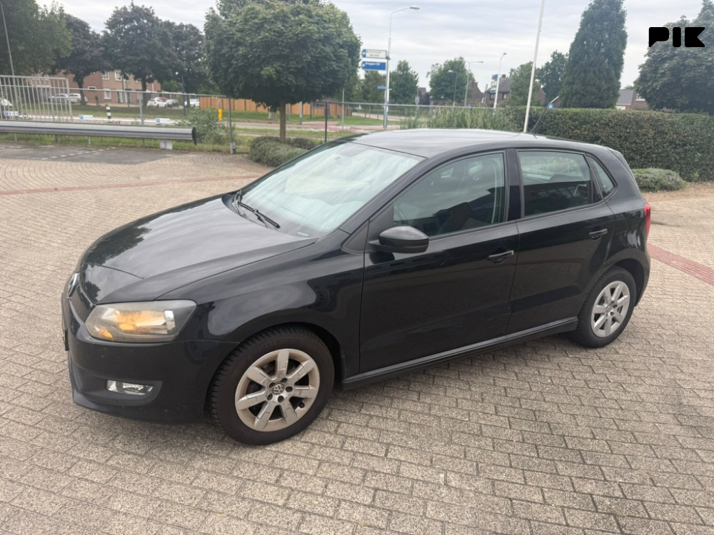 VW Polo crni 2012 godina 1.2 tdi 55kw - slika 2