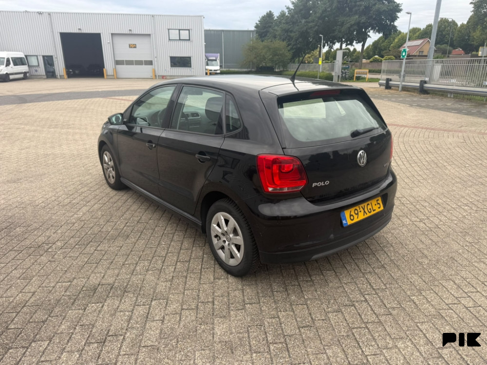 VW Polo crni 2012 godina 1.2 tdi 55kw - slika 5