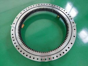 DOOSAN K1008340 OKRETNI VIJENAC  LEŽAJ OKRETANJA BAGERA