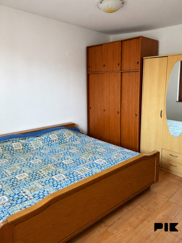 Trosoban stan 76m2 Dobrinja C5 balkon 2 sprat 6