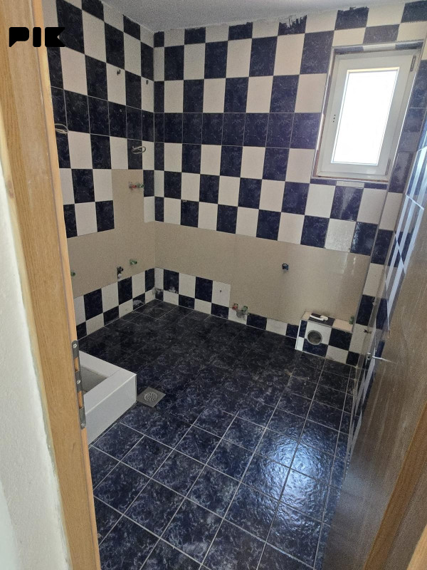 Poslovni prostor na atraktivnoj lokaciji - Kakanj 5