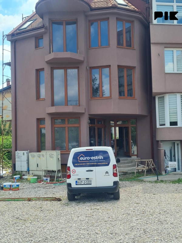 COMMERCIAL-RESIDENTIAL BUILDING IN THE CENTER OF ZENICA