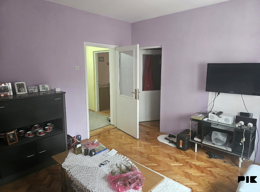 Srpska Varos stan 79m2 + garaza 25m2 2