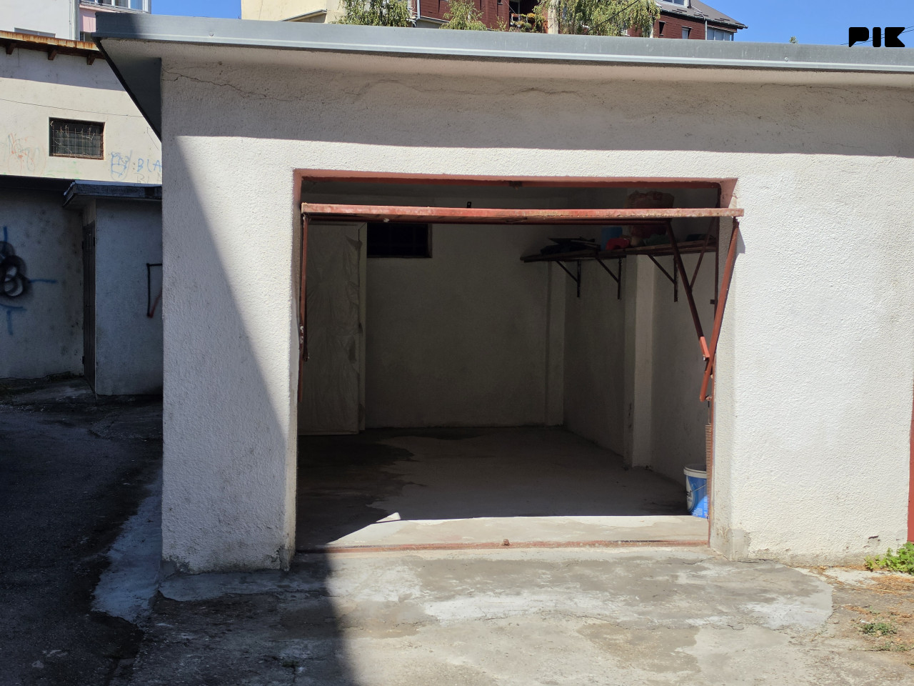 Srpska Varos stan 79m2 + garaza 25m2 7