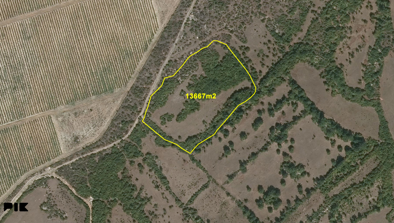 Zemljište od 13667m2 - Željuša/Humilišani 5