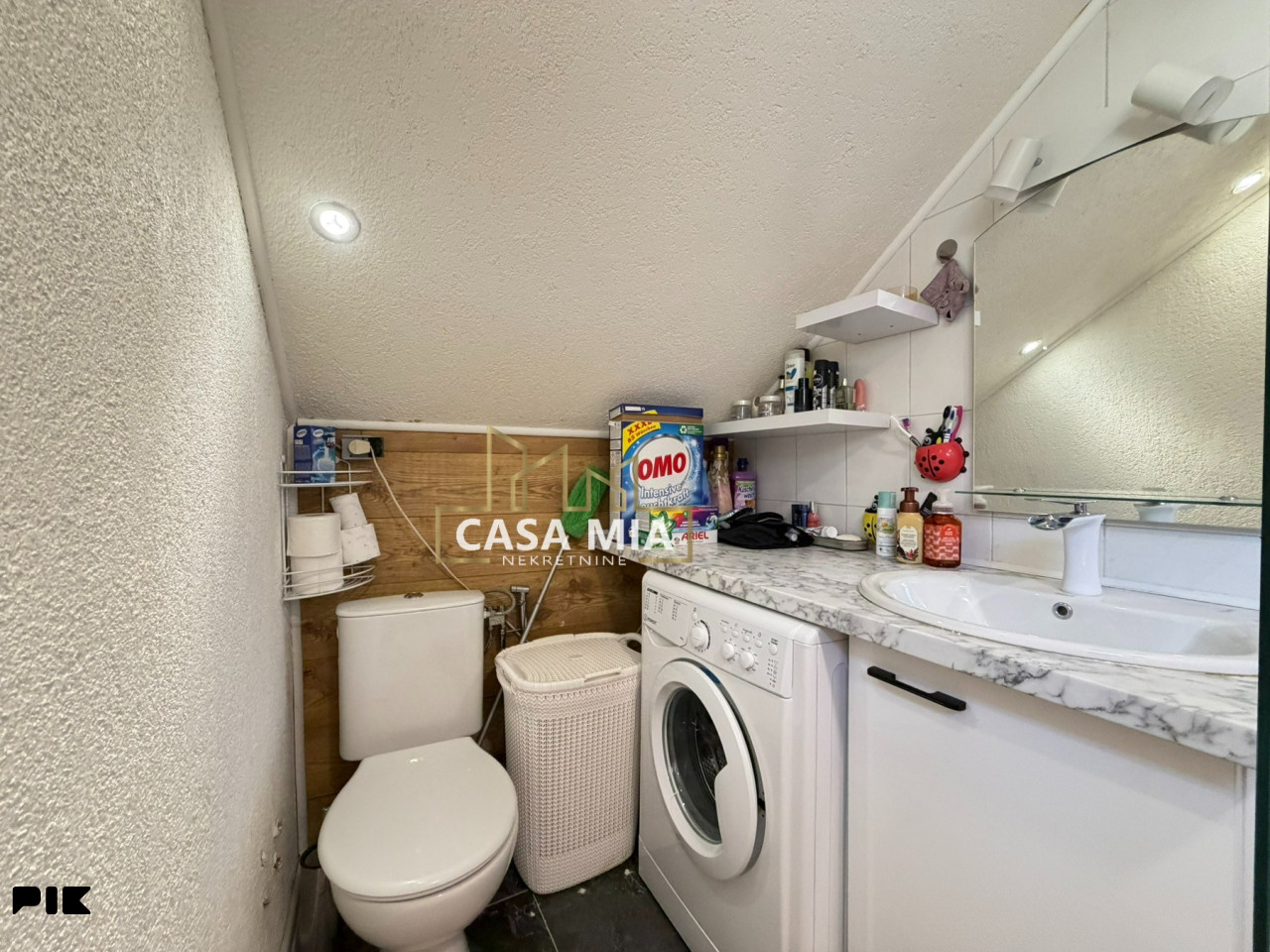 CASA MIA / Trosoban stan / 60 m2 / Šip / Centar 17