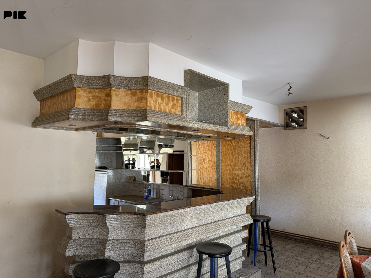 Poslovni prostor Lopare 11