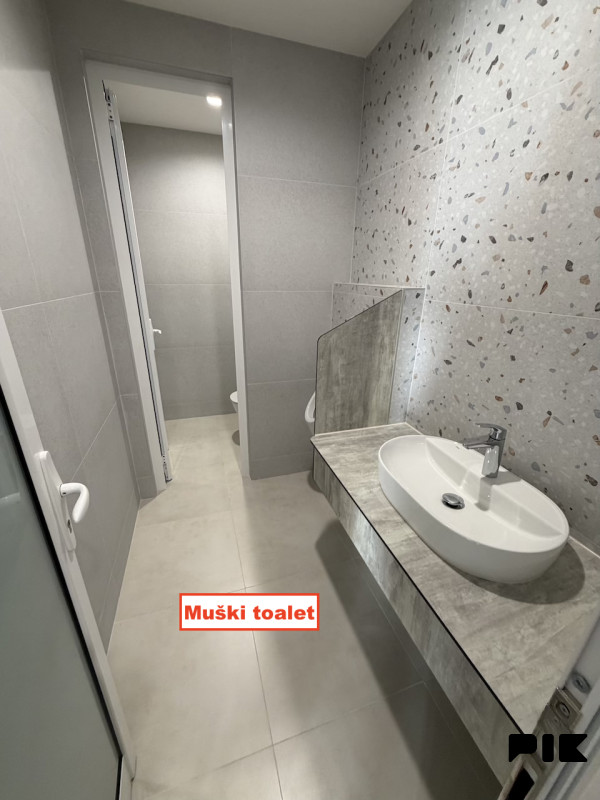 Poslovni prostor Lukavac 230m2 10