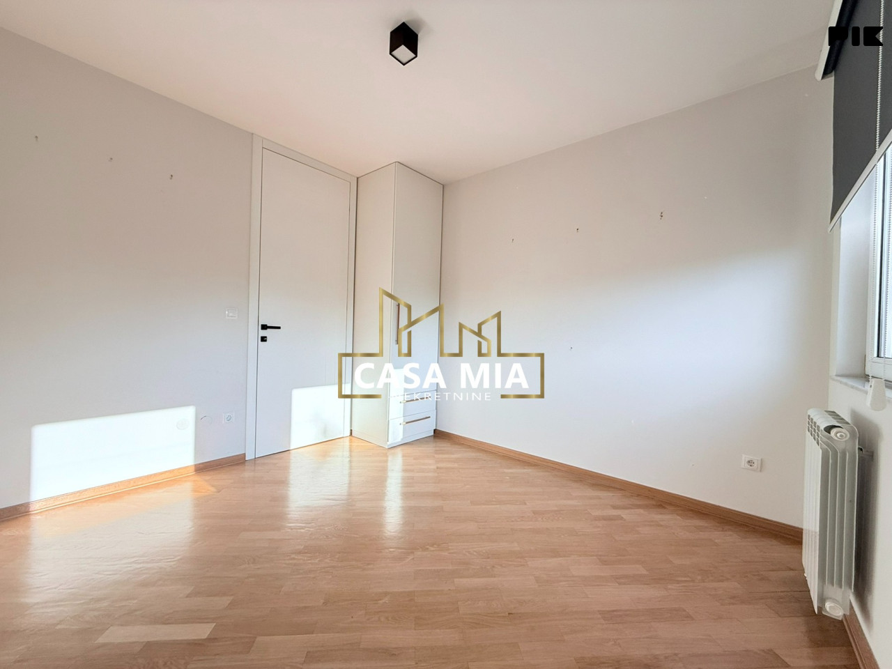 CASA MIA / Trosoban stan / 111m2 / Skenderija / Centar 13