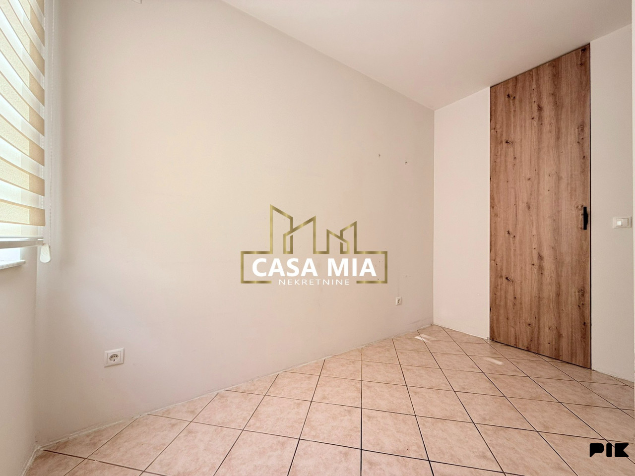CASA MIA / Trosoban stan / 111m2 / Skenderija / Centar 19
