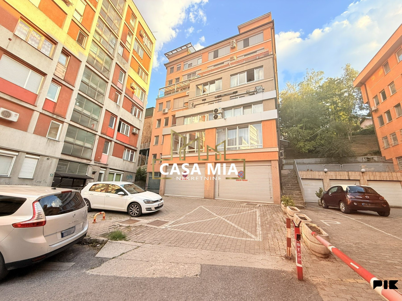 CASA MIA / Trosoban stan / 111m2 / Skenderija / Centar 23