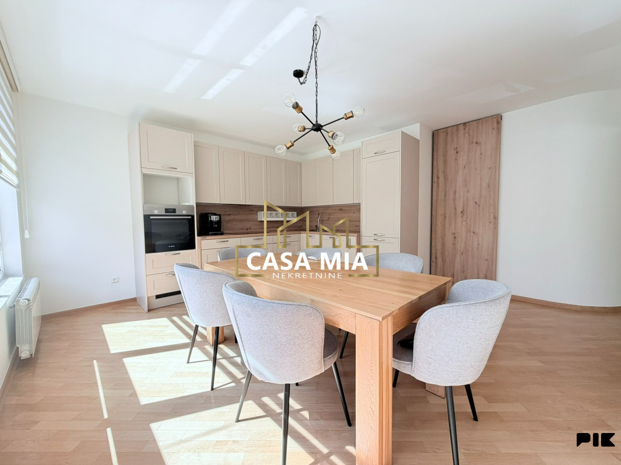 CASA MIA / Trosoban stan / 111m2 / Skenderija / Centar 6