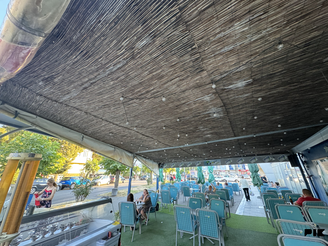 Metalna nadstresnica (tenda) 6