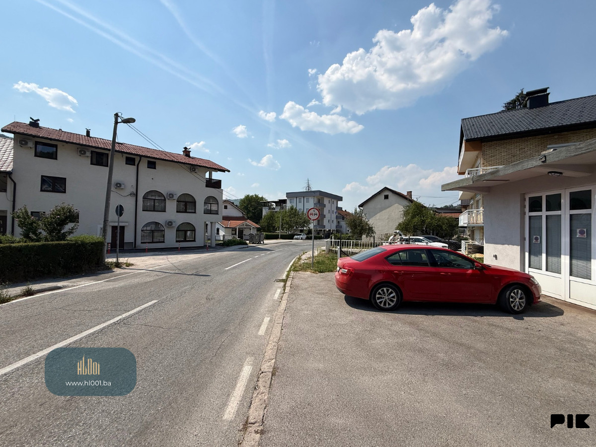 Kuća sa poslovnim prostorom - Hadžići, Sarajevo photo 3