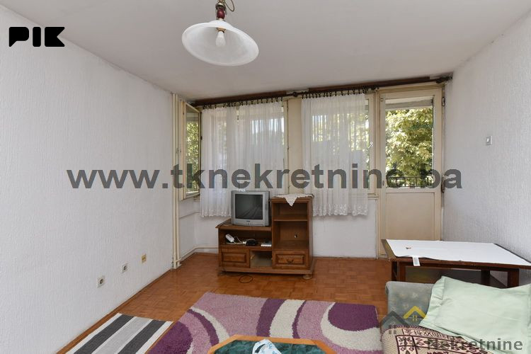 SLATINA - Dvosoban stan na 1. spratu, površine 67 m2 2