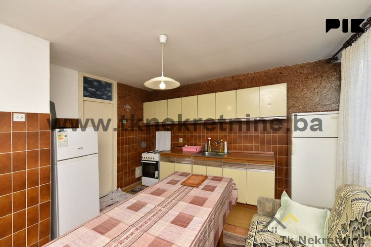 SLATINA - Dvosoban stan na 1. spratu, površine 67 m2 11