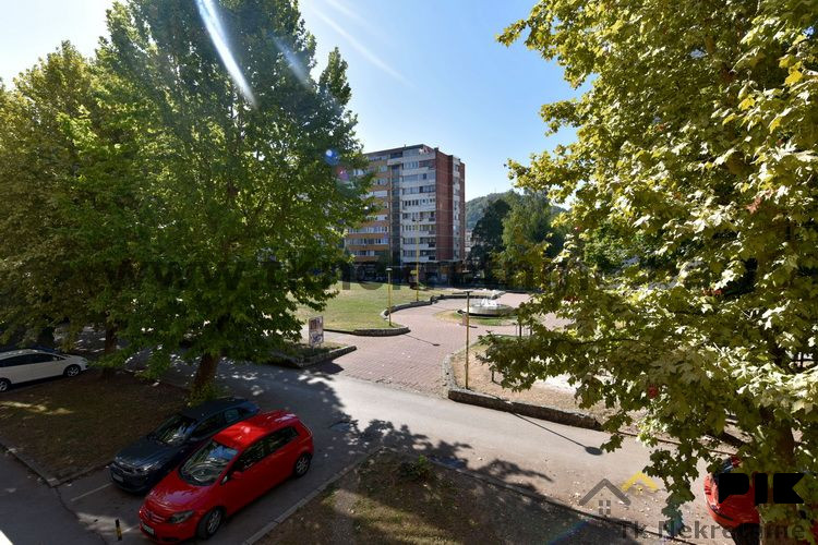 SLATINA - Dvosoban stan na 1. spratu, površine 67 m2 16