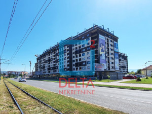 Penthouse trosoban stan sa terasom / garaža / Bulevar / Stup