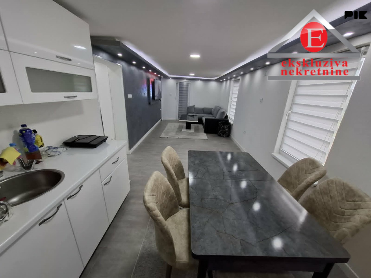 Moderno namještena kuća sa okućnicom od 4.563 m2 ID 4302/DŠ 5