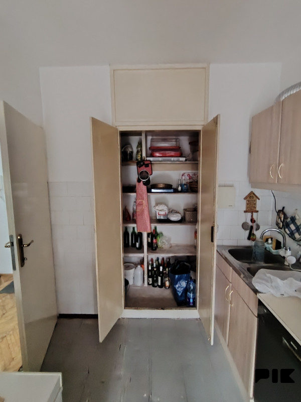 Trosoban stan u centru Zvornika 7