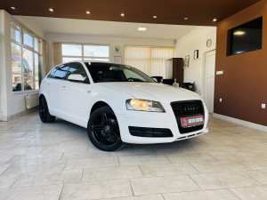AUDI A3 SPORTBACK 2.0 TDI * S TRONIC*
