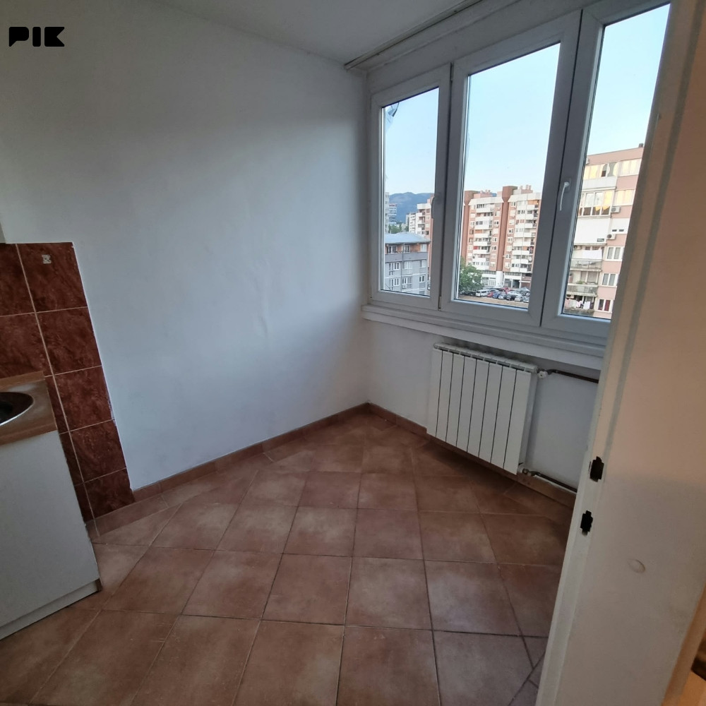 CAPITAL/ Stan Hrasno/ Porodice Ribar/ 53m2/ 6.sprat-lift 7