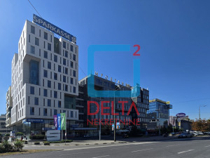 Atraktivan poslovni prostor /prizemlje/ tržni centar / IMPORTANNE