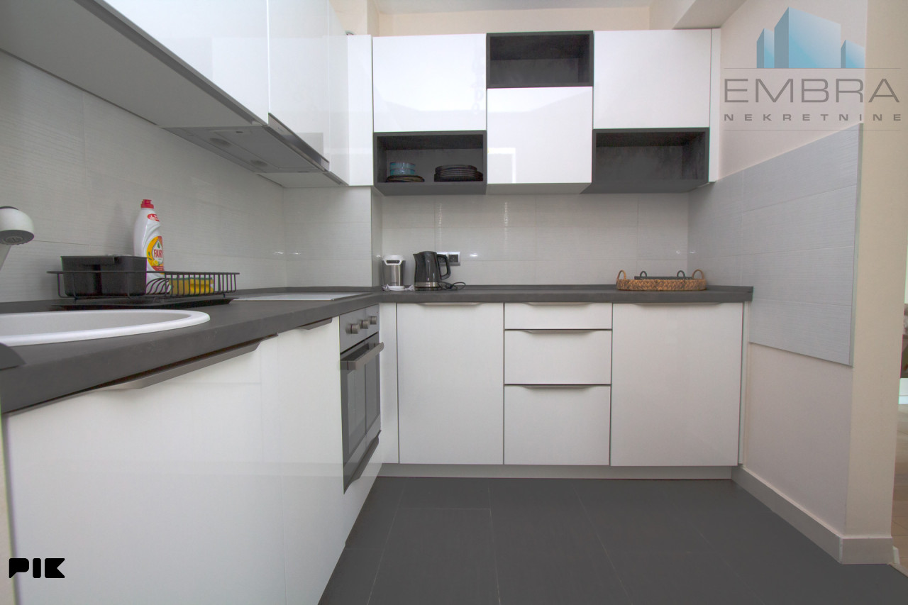 EMBRA najam: Trosoban Penthouse, Nova Otoka, Novi Grad. 5